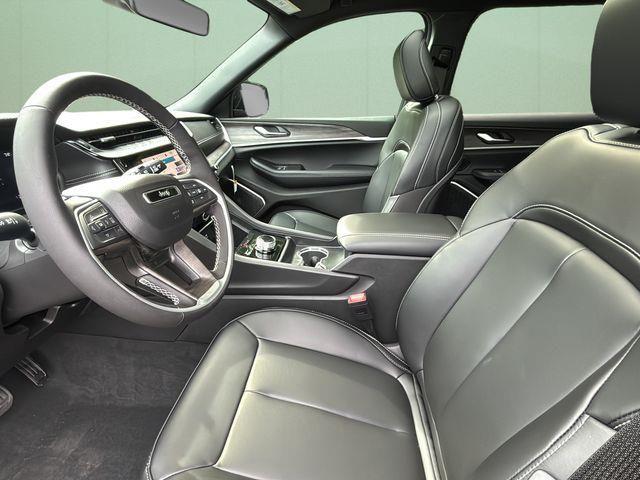 2026 Jeep Grand Cherokee Limited 4x2