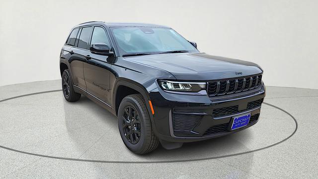 2026 Jeep Grand Cherokee GRAND CHEROKEE LAREDO ALTITUDE 4X2