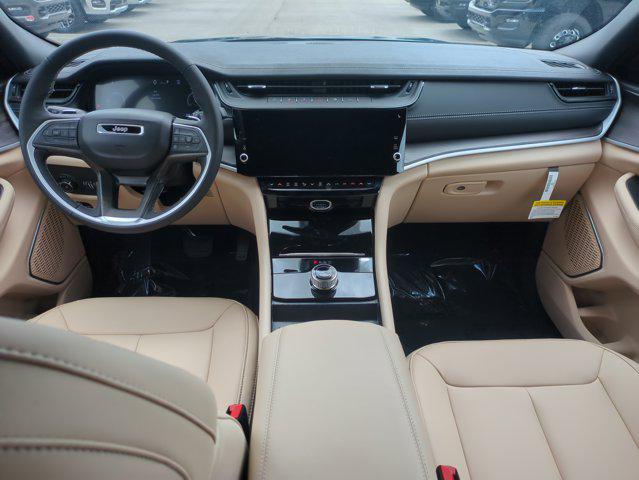 2026 Jeep Grand Cherokee Limited 4x2