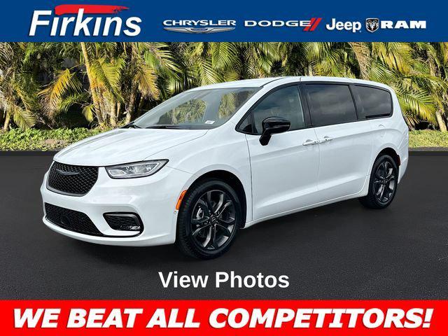 2026 Chrysler Pacifica PACIFICA SELECT