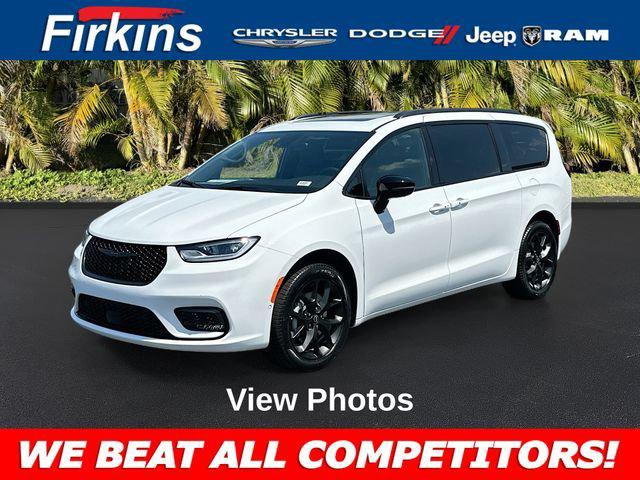 2026 Chrysler Pacifica PACIFICA LIMITED AWD