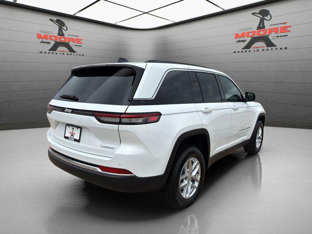 2026 Jeep Grand Cherokee Laredo 4x2