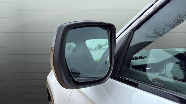 2026 Jeep Grand Cherokee Laredo 4x2