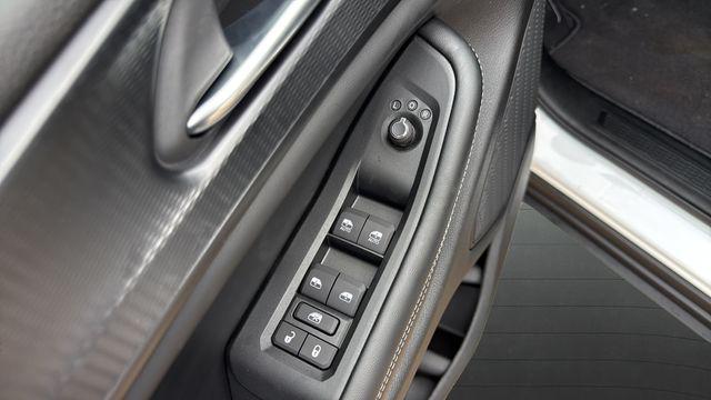 2026 Jeep Grand Cherokee Laredo 4x2