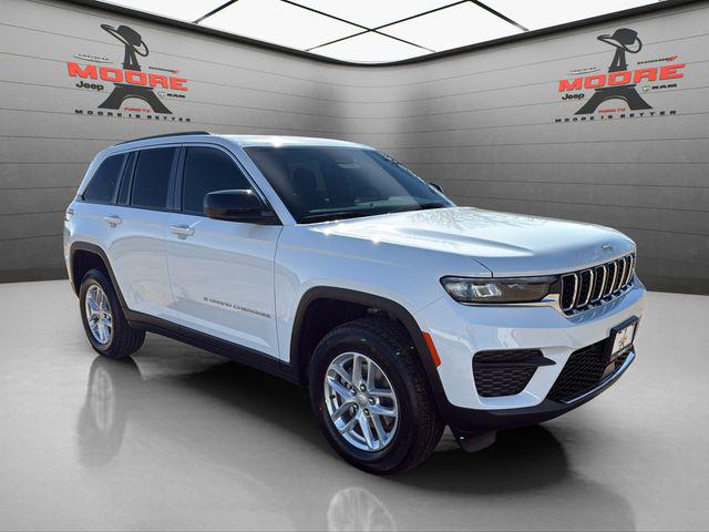 2026 Jeep Grand Cherokee Laredo 4x2 for sale in Paris , TX
