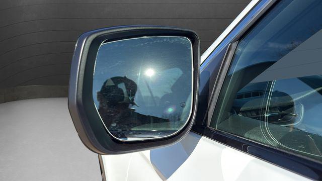 2026 Jeep Grand Cherokee Laredo 4x2