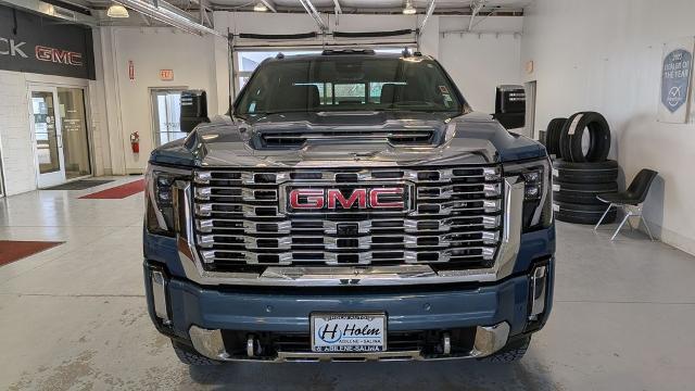 2026 GMC Sierra 2500HD Crew Cab, Standard Bed, Denali, 4WD