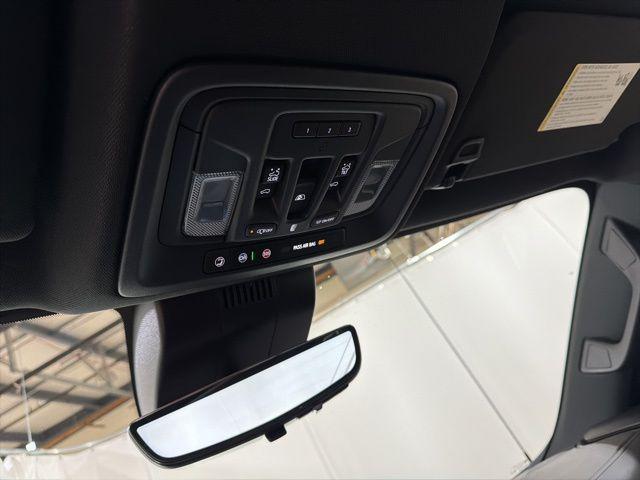 2026 Chevrolet Silverado 1500 4WD Crew Cab Short Bed High Country