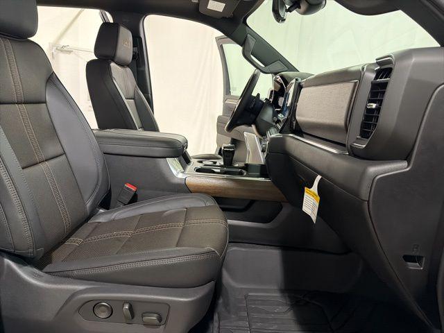 2026 Chevrolet Silverado 1500 4WD Crew Cab Short Bed High Country