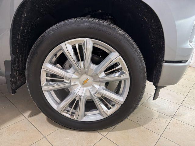 2026 Chevrolet Silverado 1500 4WD Crew Cab Short Bed High Country