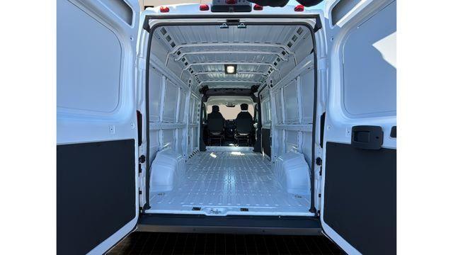 2026 Ram ProMaster Cargo Van Tradesman High Roof 159" WB w/Pass Seat