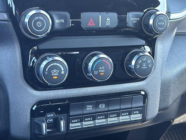 2026 Ram 5500 Chassis Cab Tradesman/Big Horn