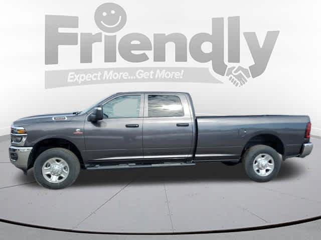 2026 RAM Ram 3500 RAM 3500 TRADESMAN CREW CAB 4X4 8 BOX
