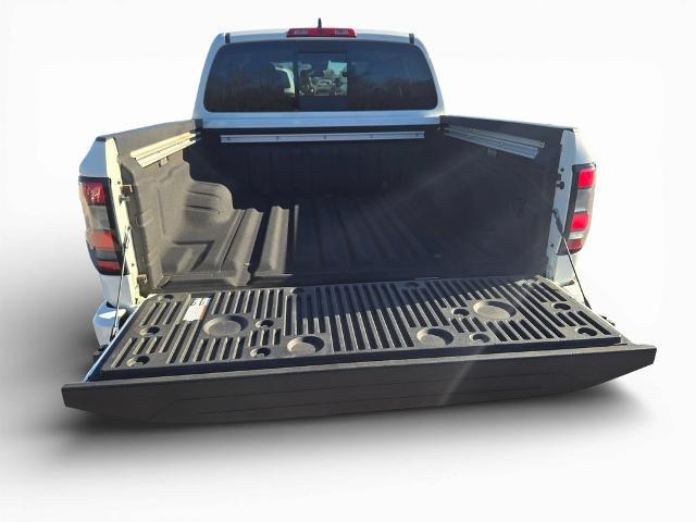 2024 Nissan Frontier Crew Cab SV 4x4