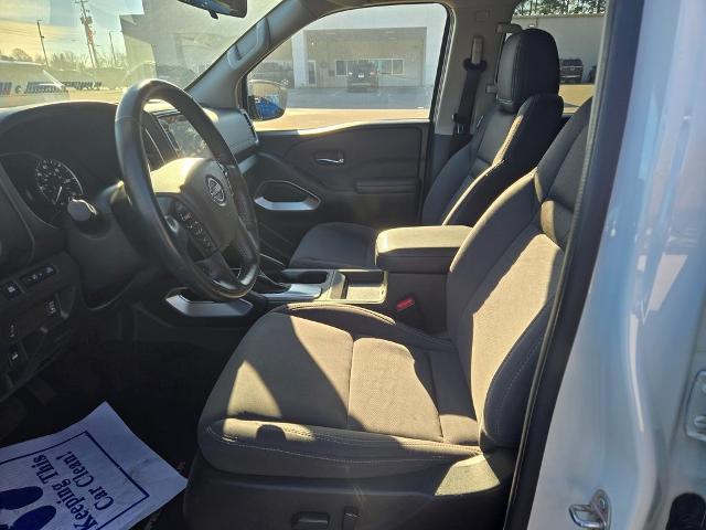 2024 Nissan Frontier Crew Cab SV 4x4