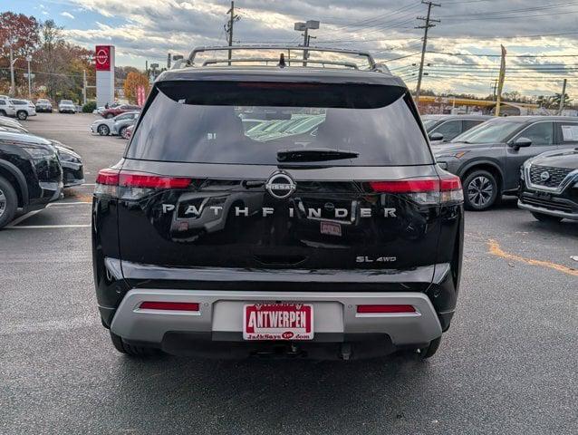 2025 Nissan Pathfinder SL 4WD