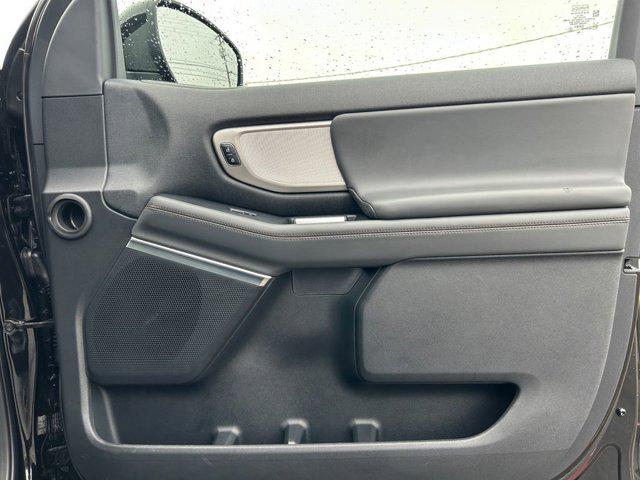 2025 Ford Expedition Active MAX