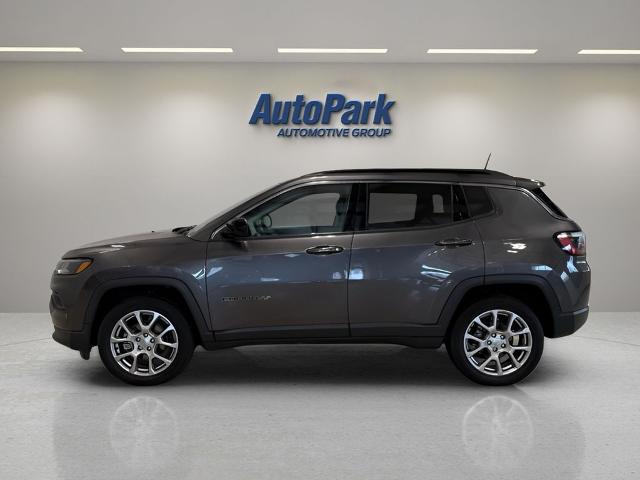 2022 Jeep Compass Latitude Lux 4x4