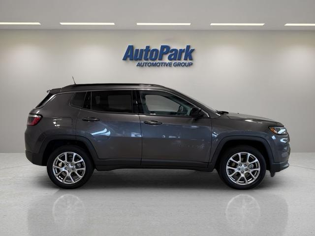 2022 Jeep Compass Latitude Lux 4x4