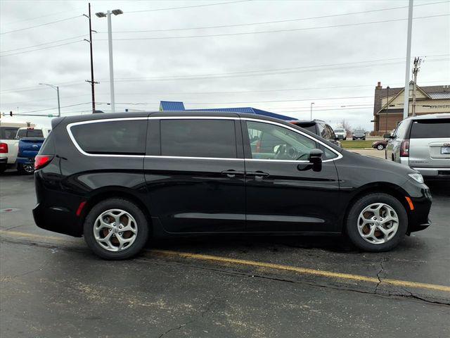 2024 Chrysler Pacifica Limited AWD
