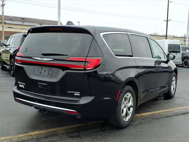 2024 Chrysler Pacifica Limited AWD