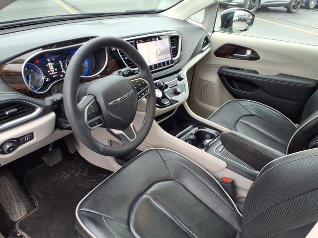 2024 Chrysler Pacifica Limited AWD