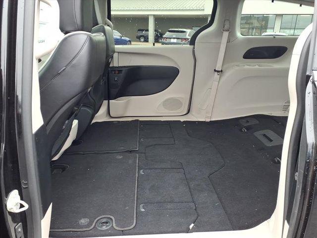 2024 Chrysler Pacifica Limited AWD