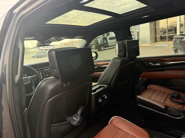 2023 GMC Yukon XL 4WD Denali Ultimate