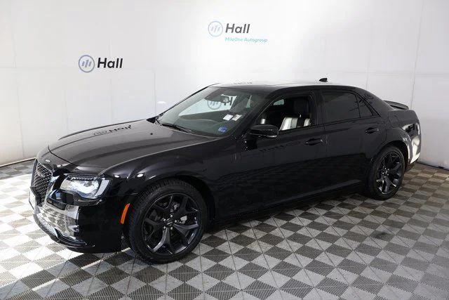 2023 Chrysler 300 300S
