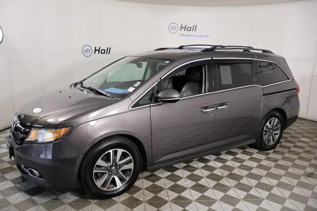 2016 Honda Odyssey Touring 2016 Honda Odyssey Touring