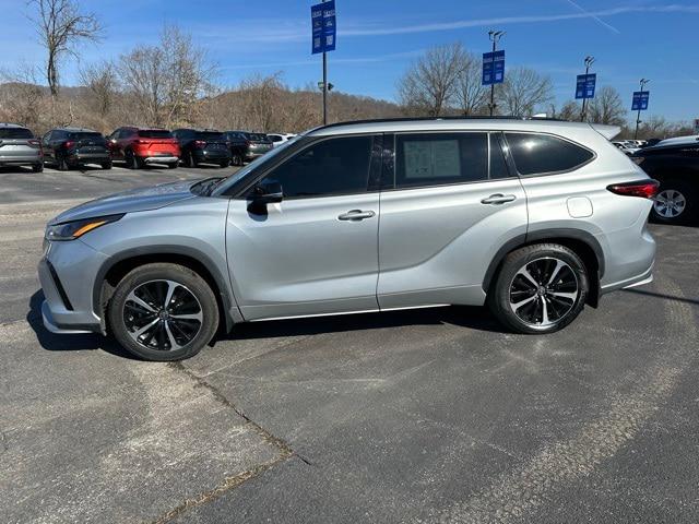 2022 Toyota Highlander XSE