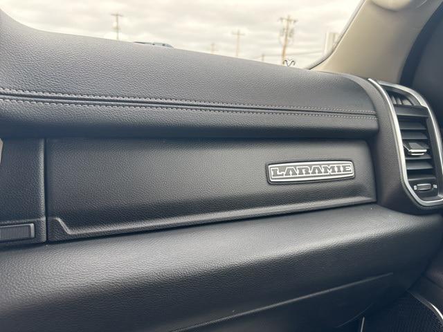 2022 Ram 1500 Laramie Crew Cab 4x4 5'7" Box