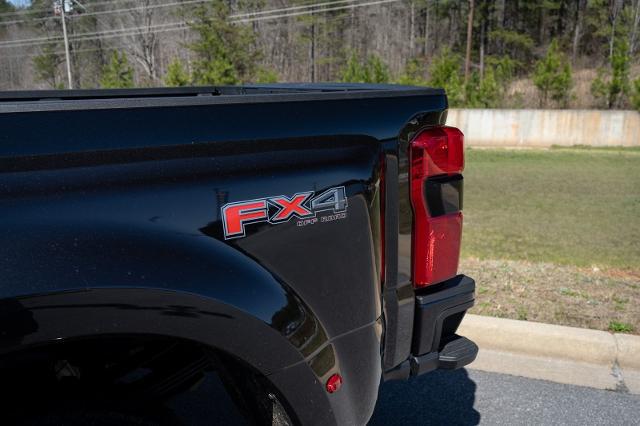 2025 Ford F-450 Platinum