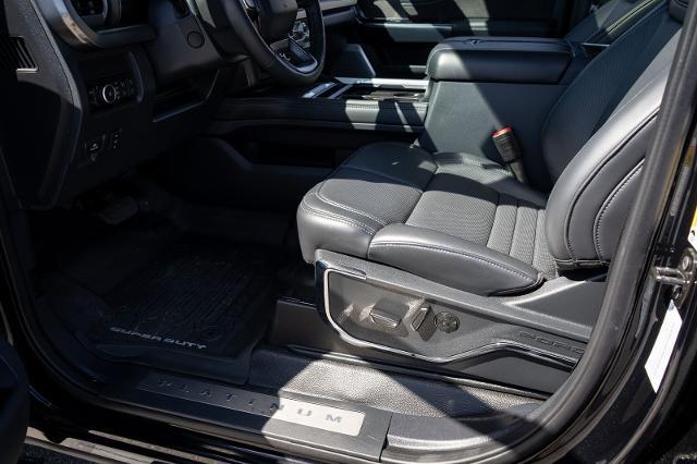 2025 Ford F-450 Platinum