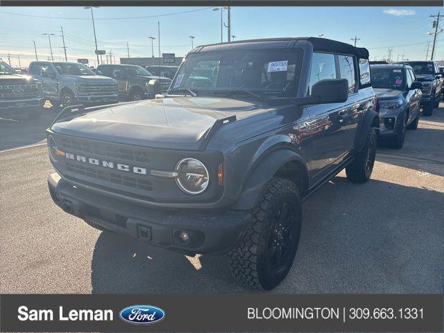 2024 Ford Bronco Black Diamond for sale in Bloomington, IL