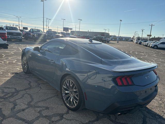 2024 Ford Mustang GT Premium Fastback