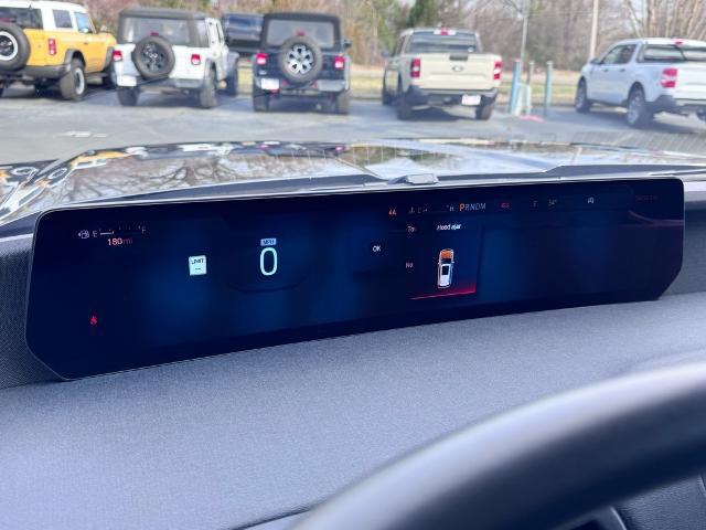 2025 Ford Expedition Active MAX