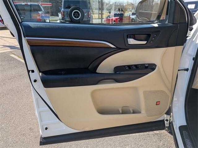 2019 Toyota Highlander Limited Platinum