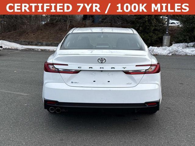 2025 Toyota Camry SE