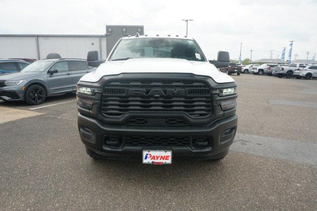 2026 RAM Ram 3500 Chassis Cab RAM 3500 TRADESMAN CREW CAB CHASSIS 4X4 60 CA