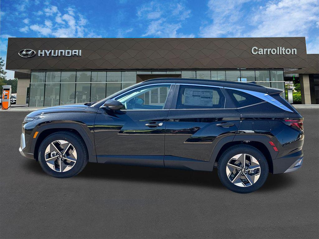 New 2026 Phantom Black HYUNDAI SEL FWD image 9