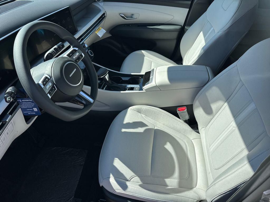 New 2026 Phantom Black HYUNDAI SEL FWD image 10