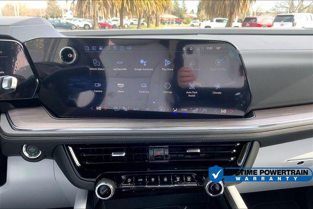 2025 Chevrolet Suburban 4WD Premier