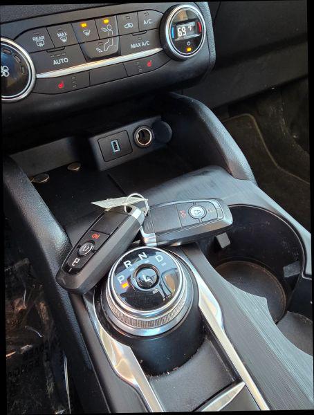 2020 Ford Escape SE