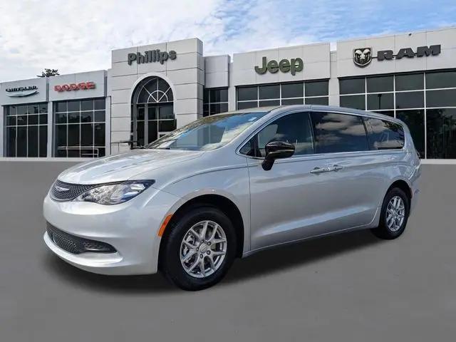 2026 Chrysler Voyager LX