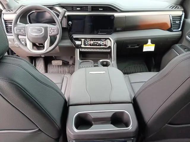 2026 GMC Sierra 3500HD Crew Cab, Long Bed, Denali Dual Rear Wheel, 4WD