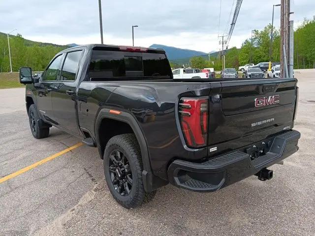 2026 GMC Sierra 2500HD Crew Cab, Standard Bed, AT4, 4WD