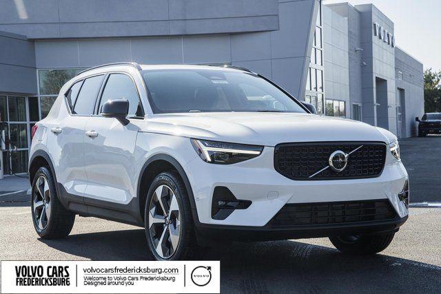 2026 Volvo XC40 Plus, B5 AWD Gas mild hybrid, Dark for sale in Fredericksburg, VA