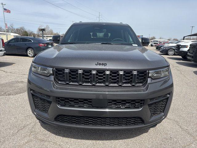 2026 Jeep Grand Cherokee L Altitude 4x4