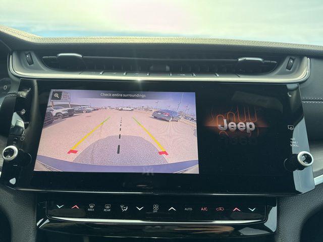 2026 Jeep Grand Cherokee L Altitude 4x4
